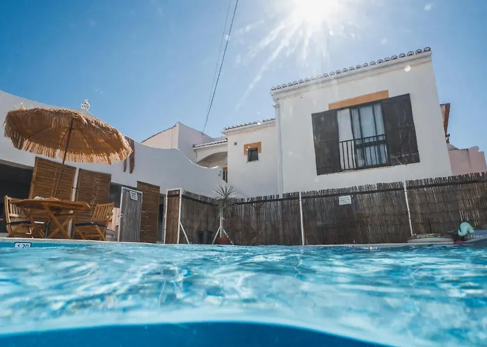 Bura Surfhouse Hostel Lagos